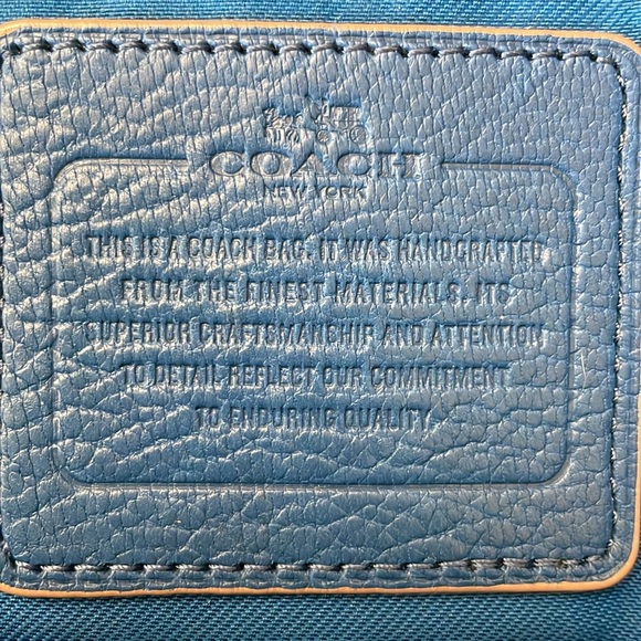 Genuine Coach ‘rare’ blue bucket bag - Picture 8 of 12